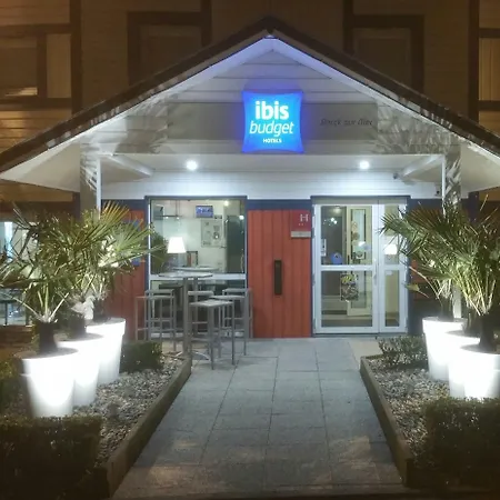 Ibis Budget Sur 2*