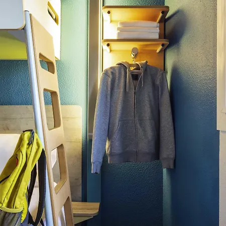 Ibis Budget Sur 2*