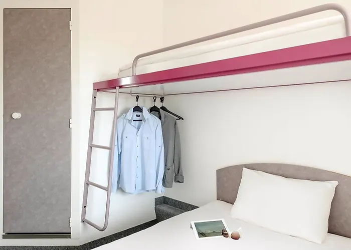 Hotel Ibis Budget Sur 2*