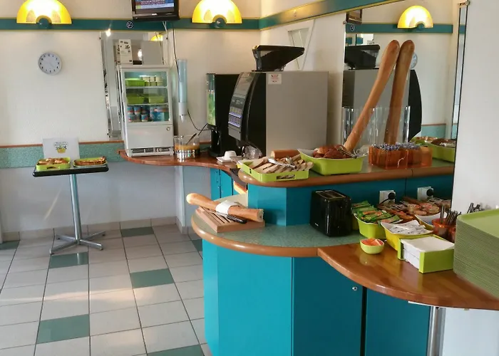 Ibis Budget Sur Hotel 2*