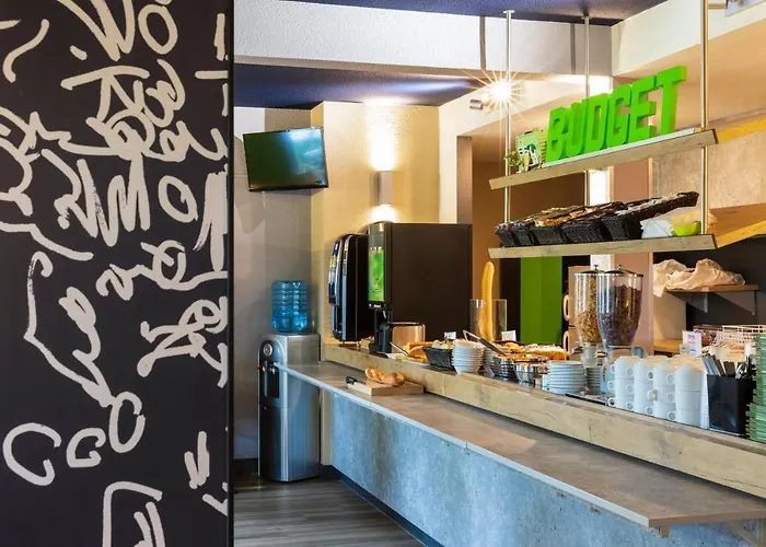 Ibis Budget Sur 2*